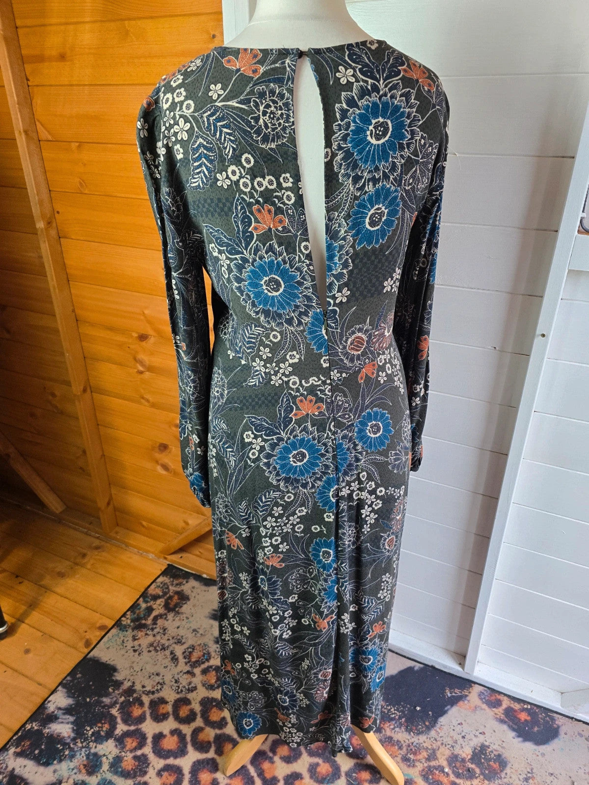 Ladie's Zara Grey Blue & Orange Floral Long Sleeved Maxi Dress Size L 12