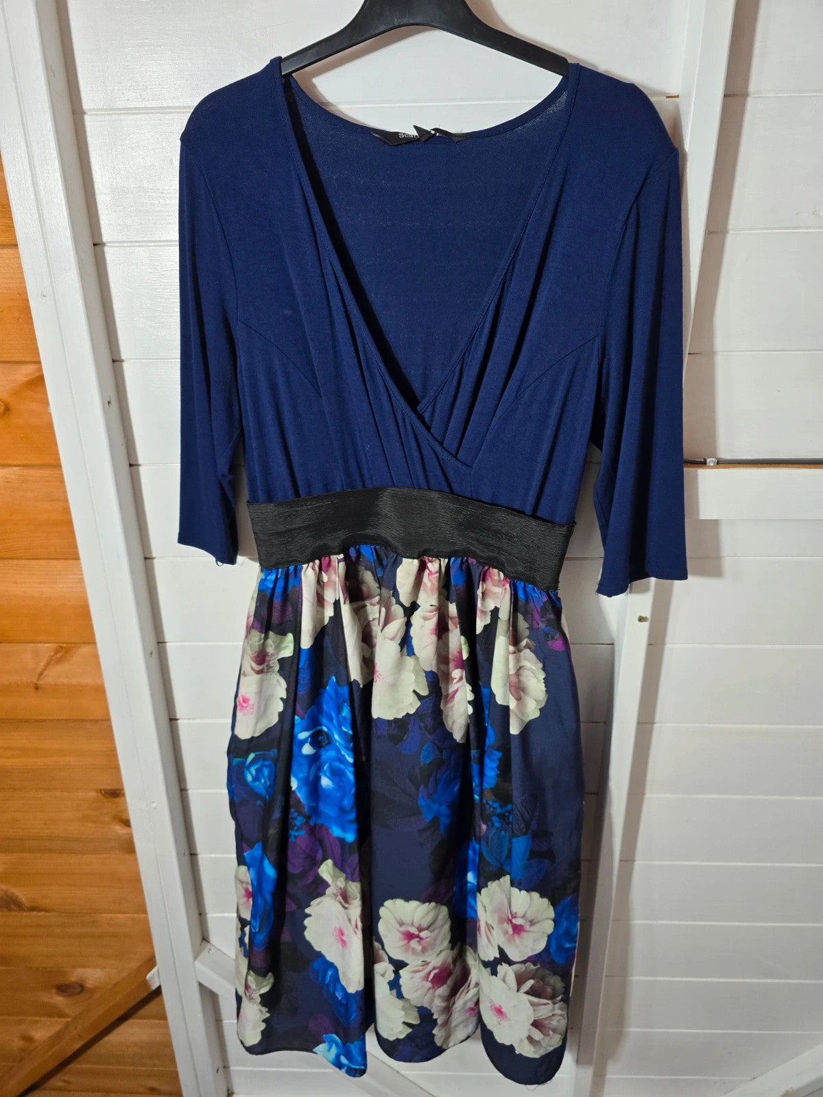 Scarlett & Jo navy 3/4 length sleeve midi floral dress size 16