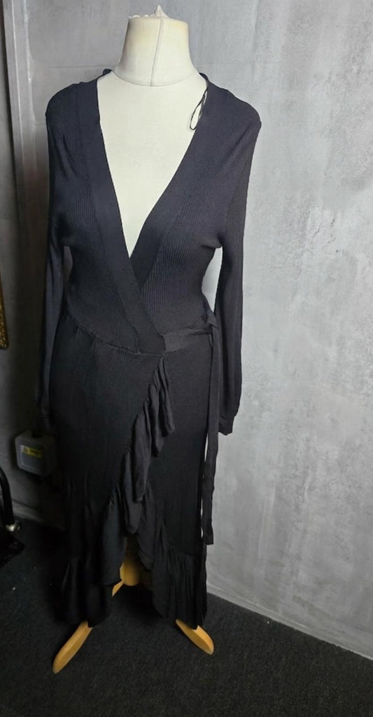 Zara black long sleeved midi wrap dress NWT Med size 10/12