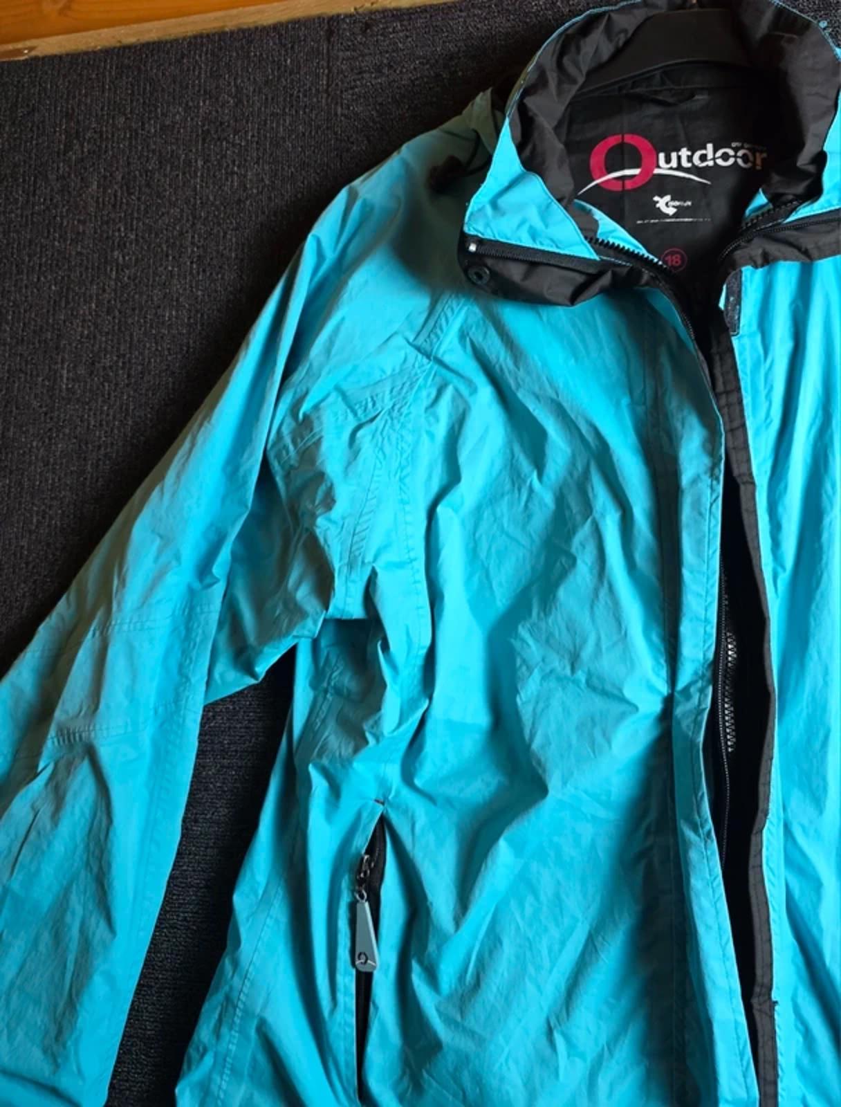 GI Outdoor Waterproof Jacket Light Blue Size 18 Detachable Hood