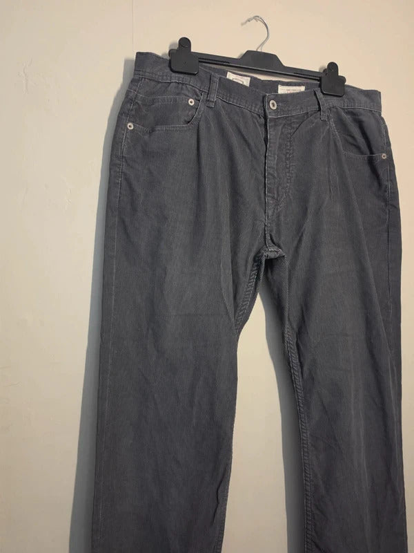 White Stuff Men's Grey Corduroy Straight Leg Trousers – W36 Short
