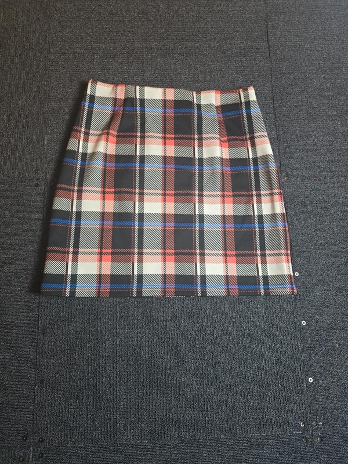 M&S Checked Mini Skirt Black Red Grey Size 10 Stretch Bodycon Everyday Wear