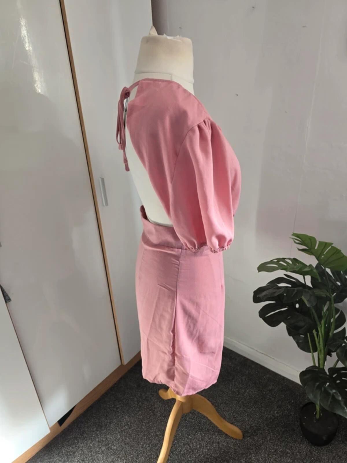PrettyLittleThing NWT Dusky Pink Cut Out Mini Dress Size 10