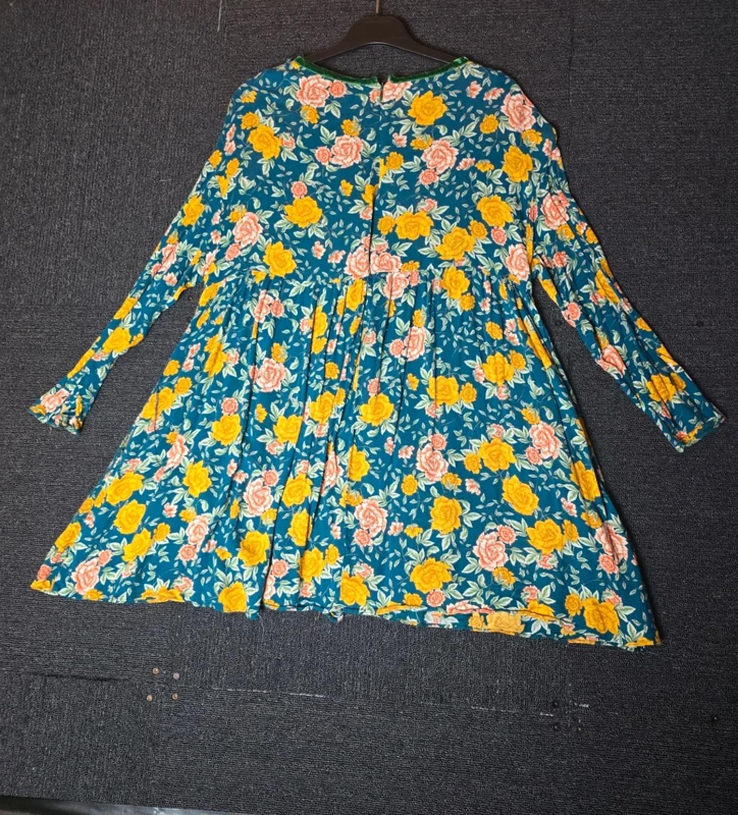 Zara multicoloured floral mini dress 3/4 sleeves M Size 10/12
