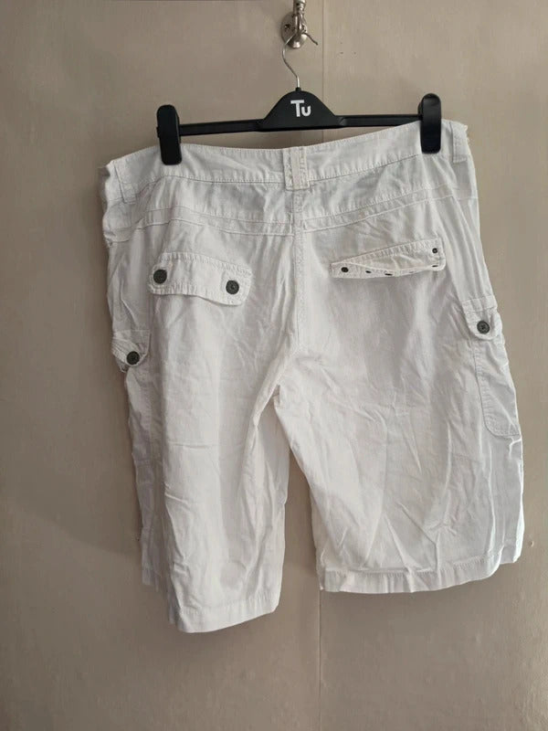 Next White Cotton High-Waisted Knee-Length Cargo Shorts Size 18 Fits Size 16–18
