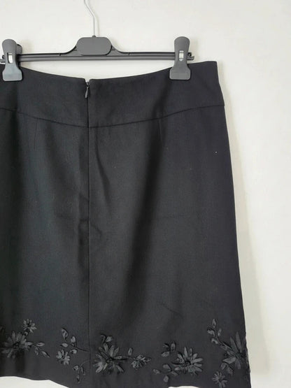 Laura Ashley Black Wool Blend Knee Length Skirt Floral Embroidered Size 16