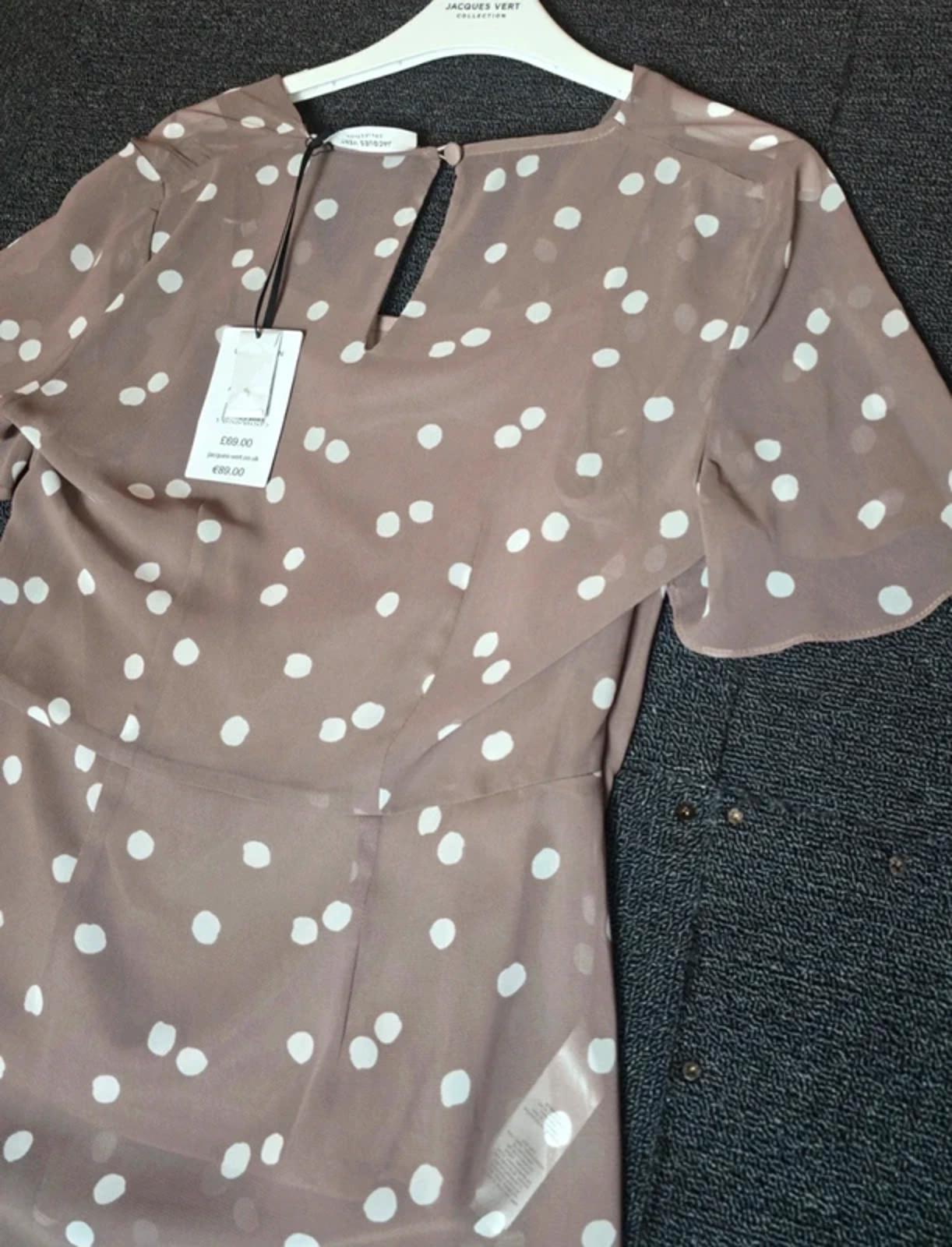 Jacqueline Vert brown & white polka dot top size 8 NWT