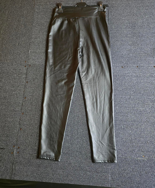Black faux leather leggings M size 10 Shein