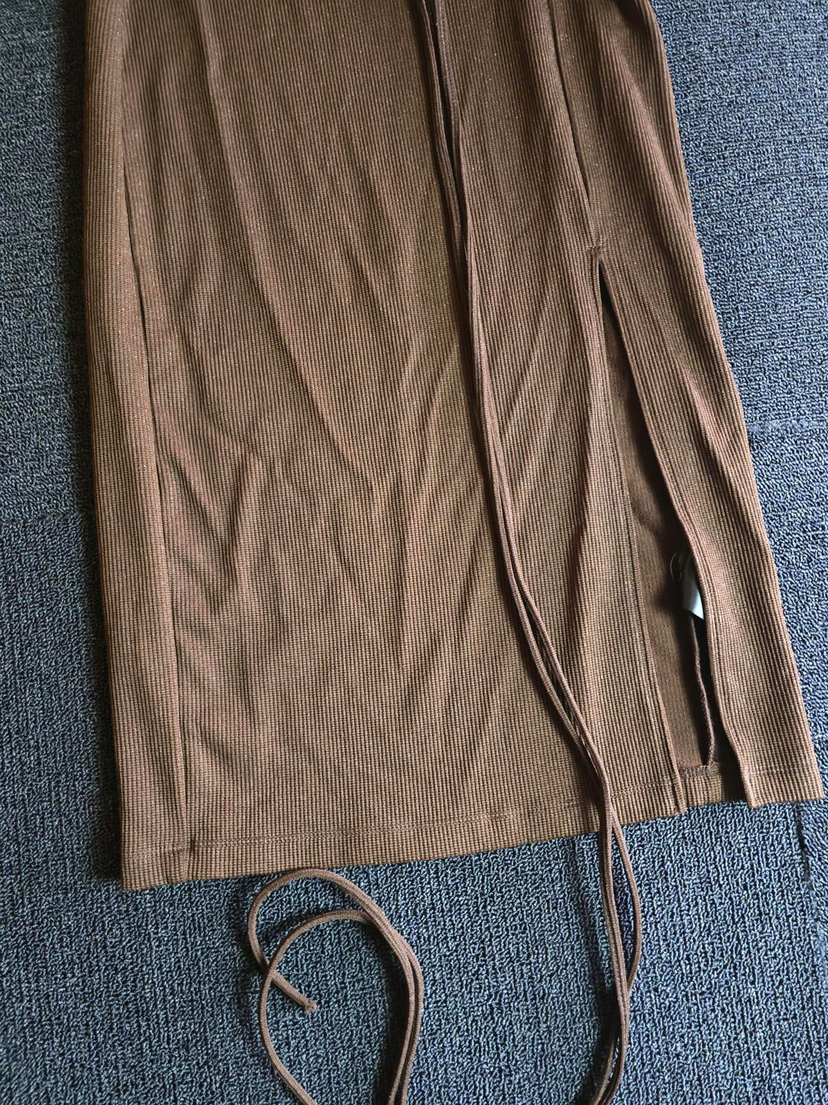 H&M brown glitter skirt size 8