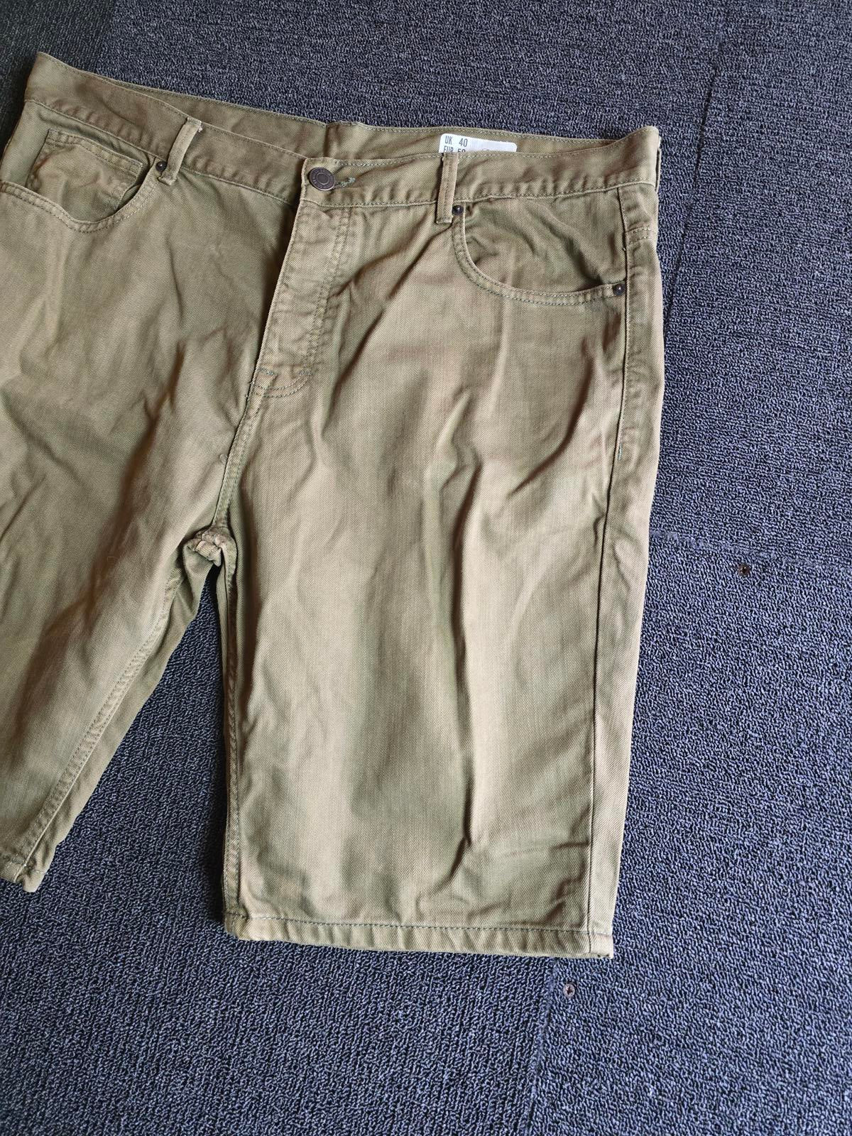 Primark Men’s Denim Shorts Khaki Size 40W Slim Fit Casual