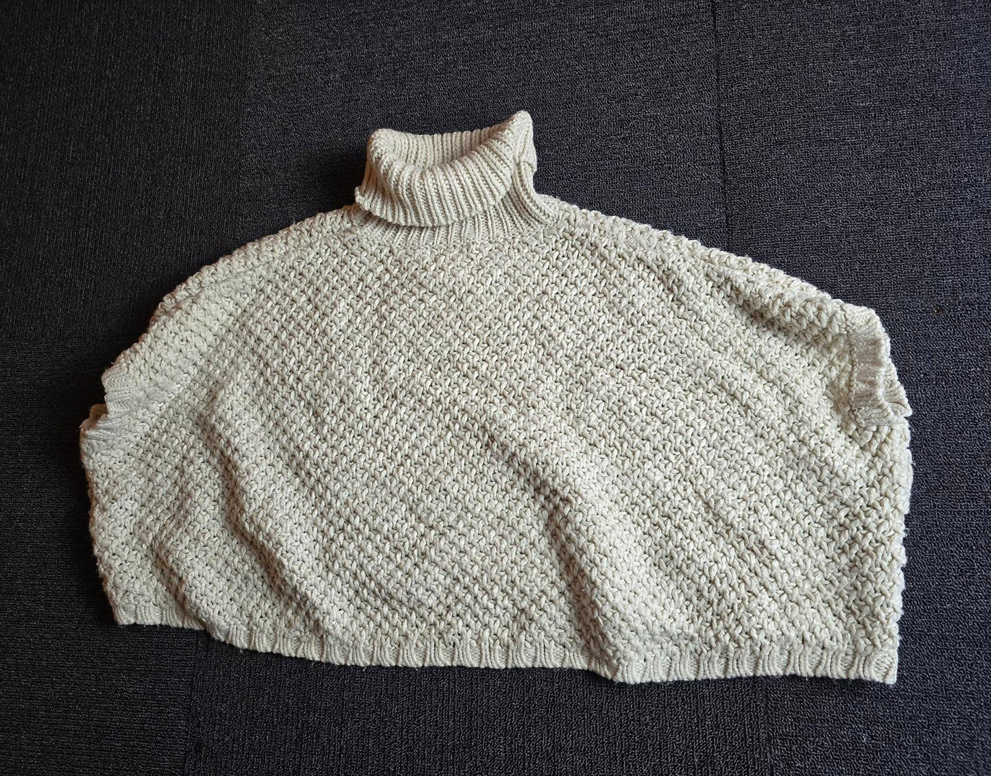 Primark Girls Knitted Jumper Cream Age 8–9 Years Oversized Turtleneck