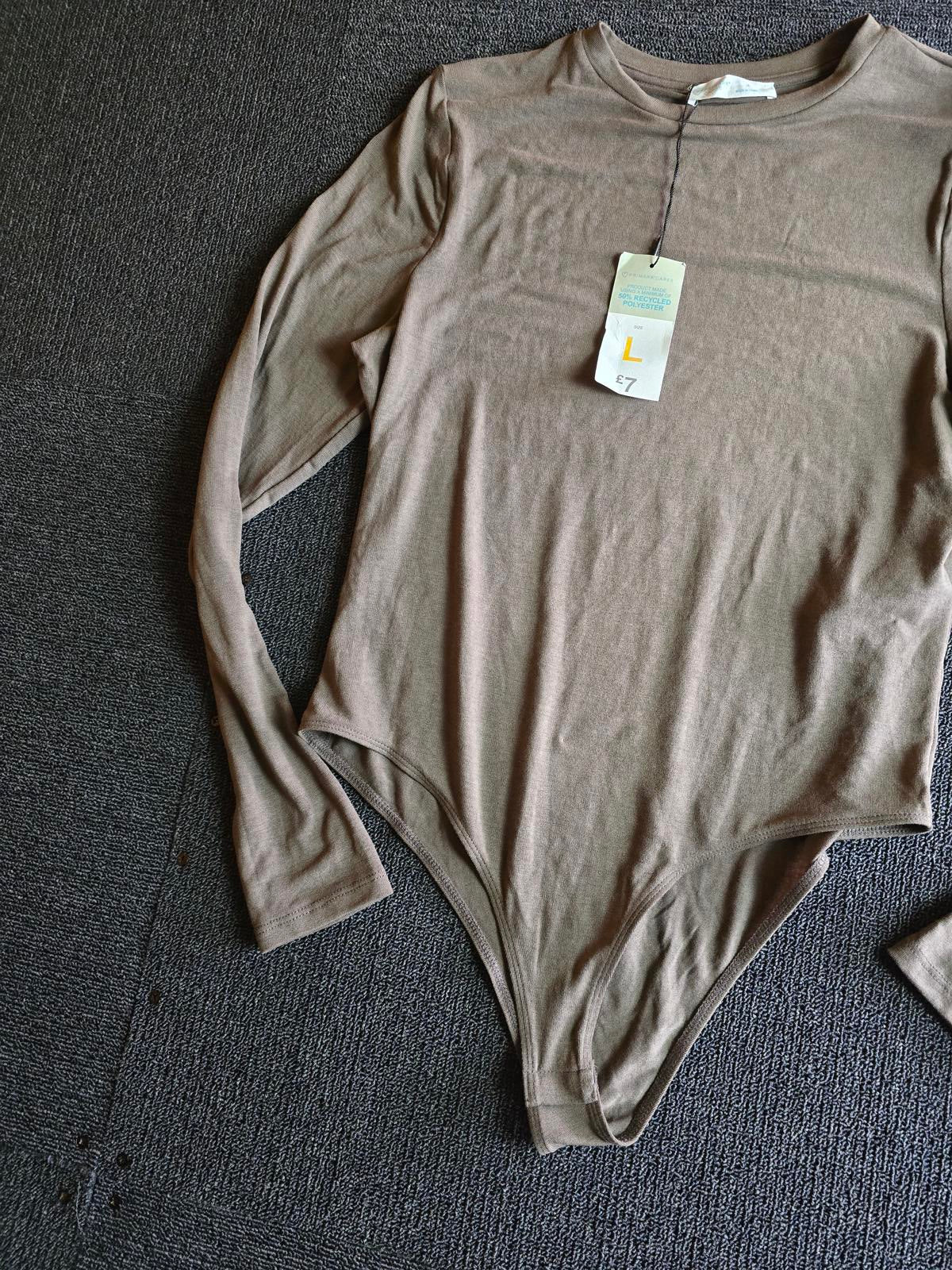 Primark Tan Long Sleeve Bodysuit L Size  16 Thumbholes NWT