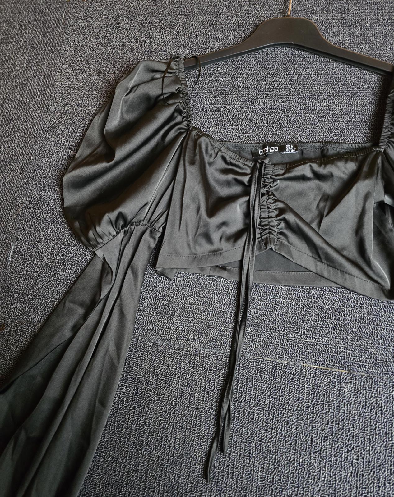 Boohoo Black Satin-Style Cropped Puff Sleeve Top Size 8