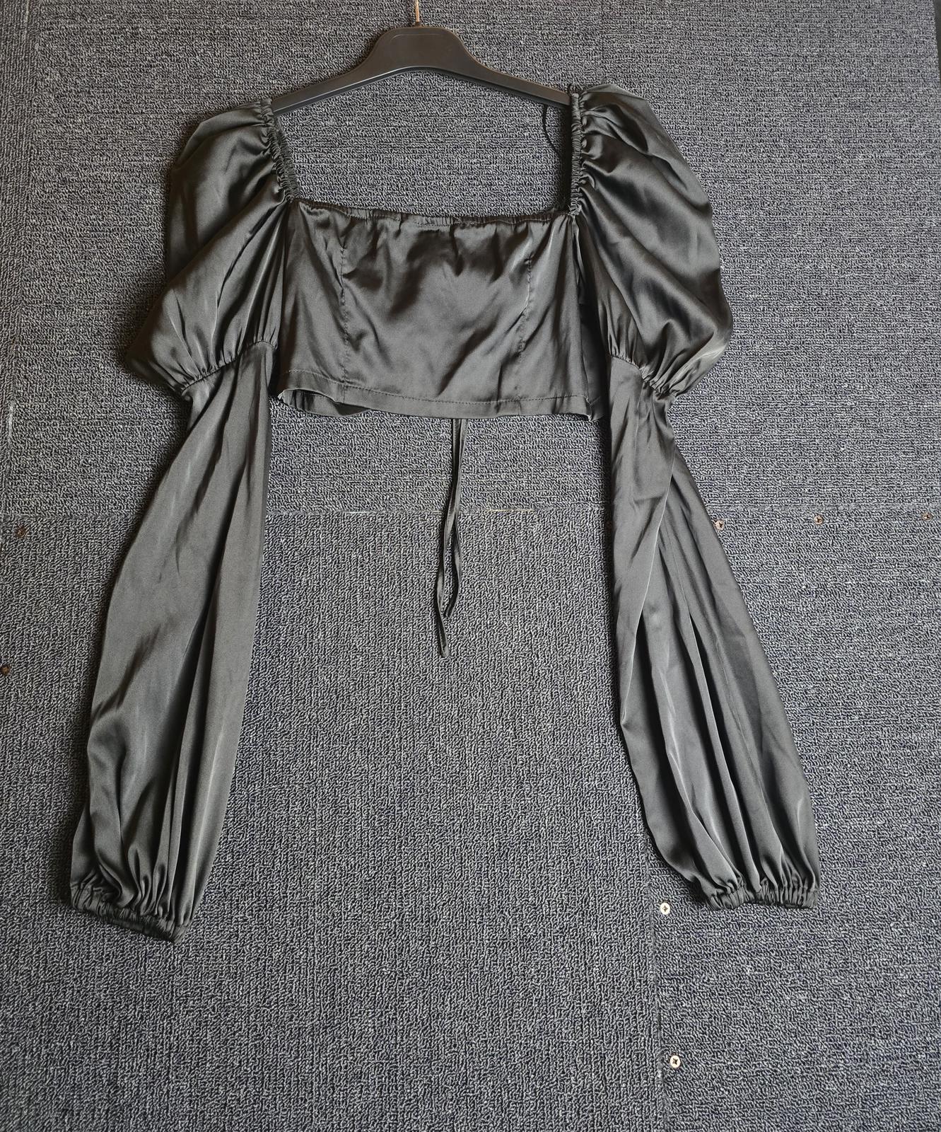 Boohoo Black Satin-Style Cropped Puff Sleeve Top Size 8