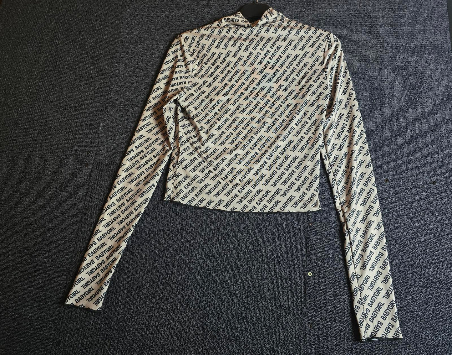 Shein Baby Girl Crop Top Beige & Black S Size 8/10 Bodycon High Neck Long Sleeve