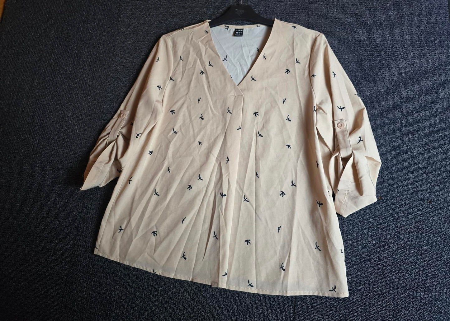 Shein Blouse Beige Bird Prin M Size 10–12 Relaxed Fit