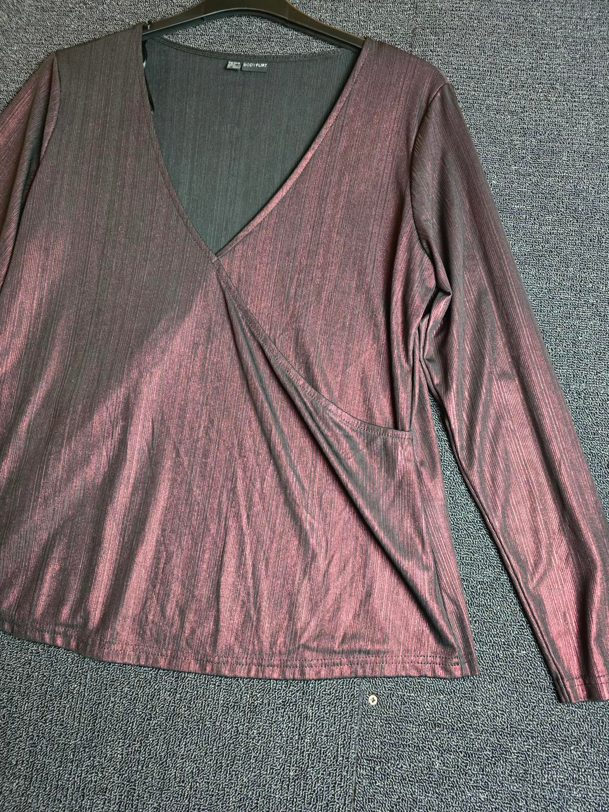 Burgundy Metallic Wrap Top Size 16-18 Partywear Bodyflirt