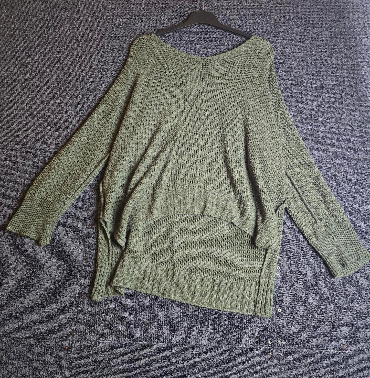 Khaki Green Jumper Free Size Oversized Relaxed LV Clothing