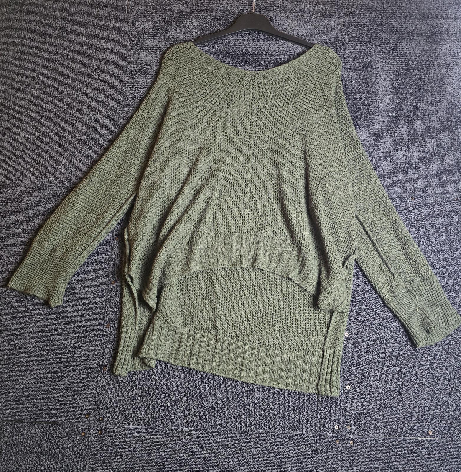 Khaki Green Jumper Free Size Oversized Relaxed LV Clothing