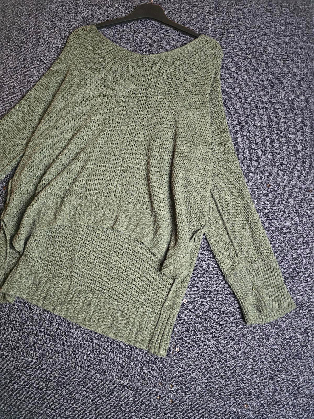 Khaki Green Jumper Free Size Oversized Relaxed LV Clothing