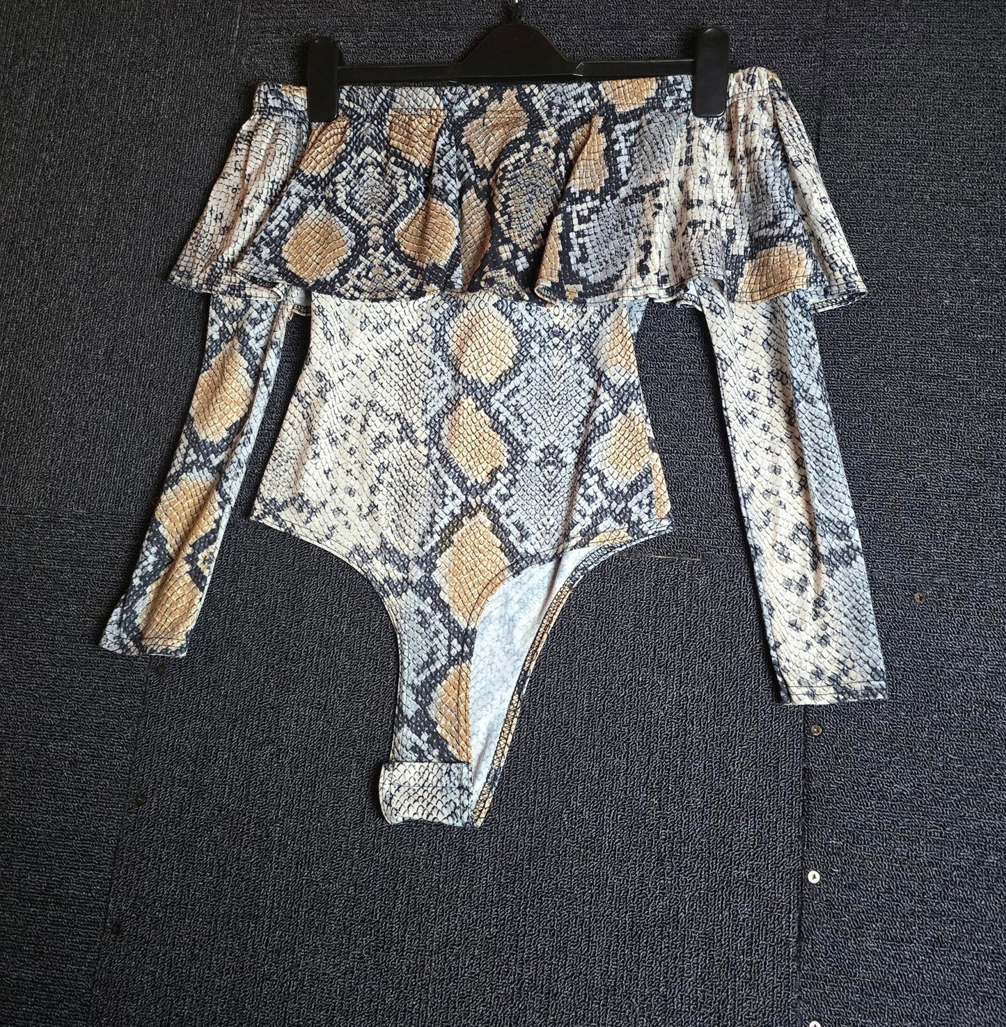 Prettylittlething Snakeskin bodysuit size 8