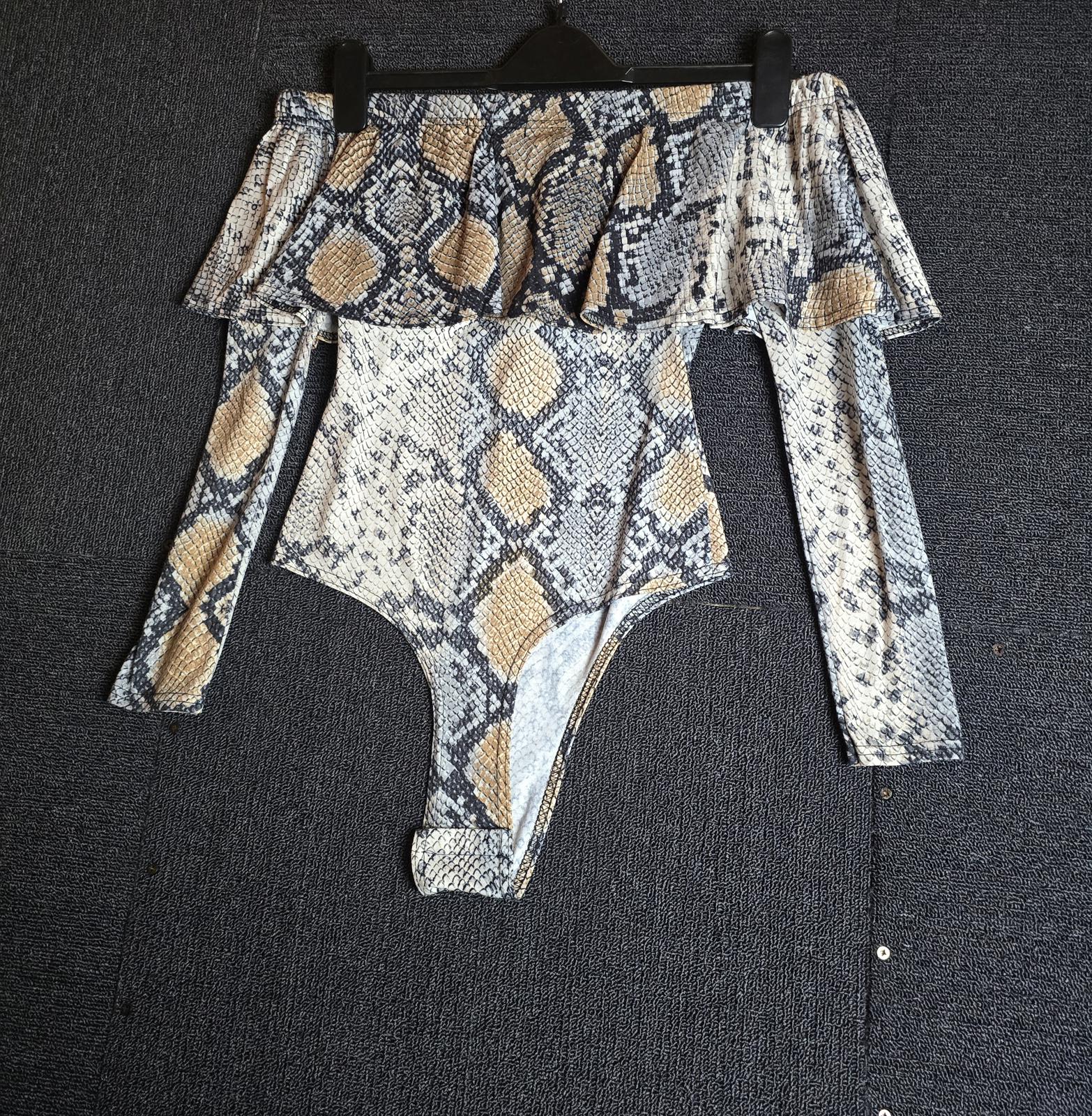Prettylittlething Snakeskin bodysuit size 8