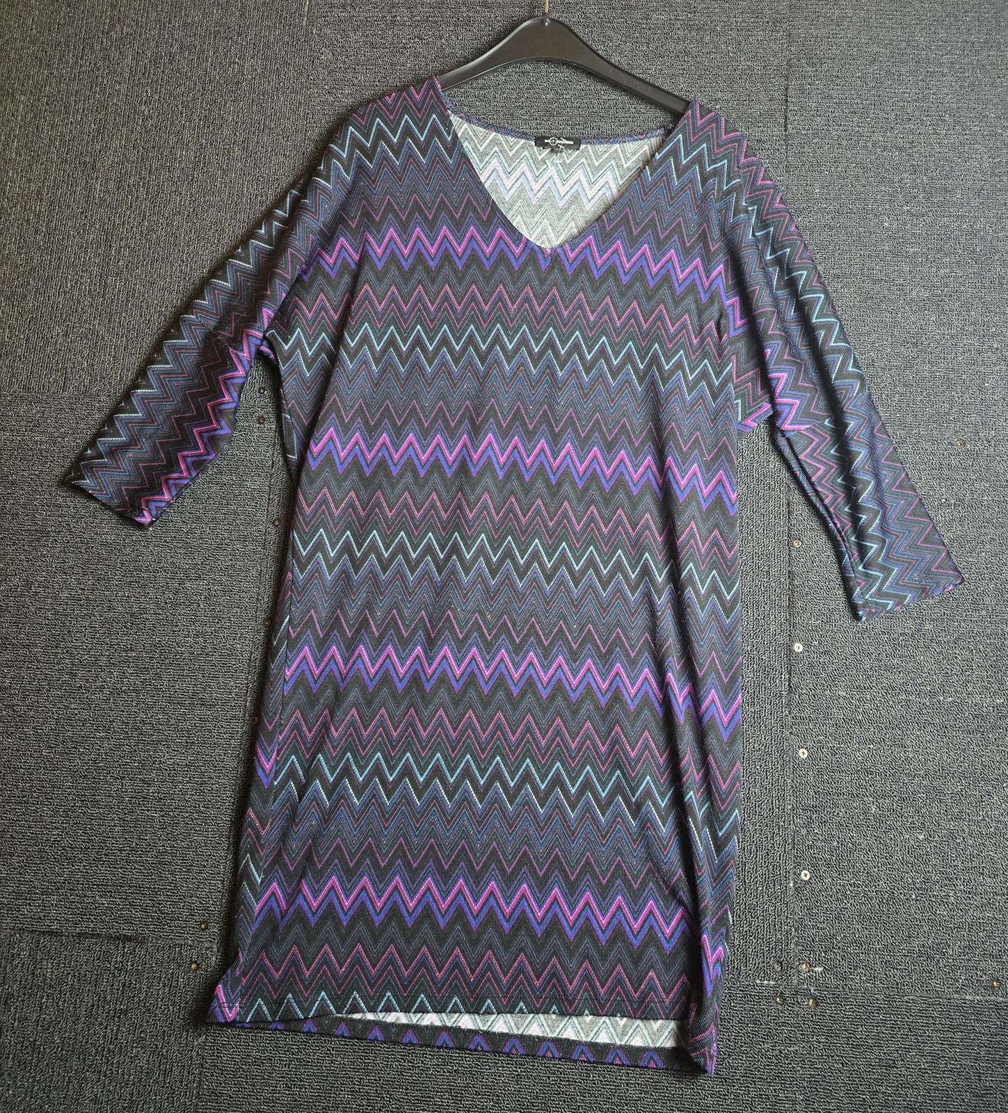 Misquitos Black Purple Zig Zag Dress Size 10 Oversized Fit A-Line Knee Length