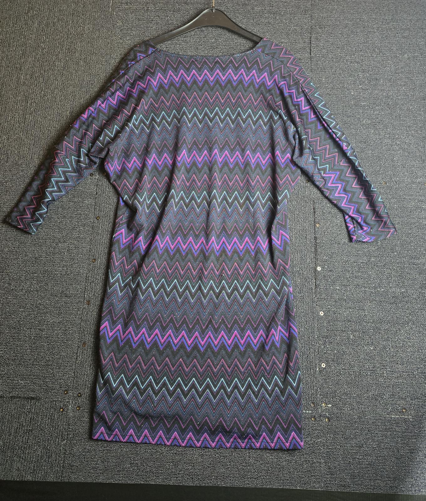 Misquitos Black Purple Zig Zag Dress Size 10 Oversized Fit A-Line Knee Length