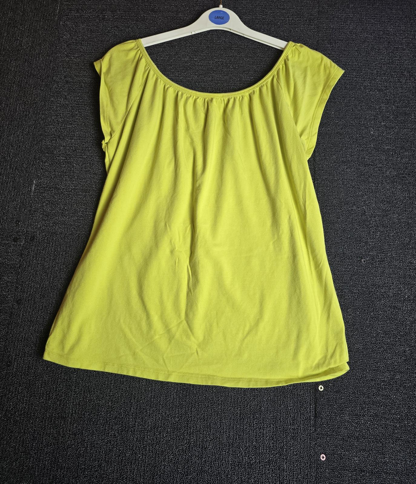 Wallis Light Green Scoop Neck T-Shirt Size 16 Cotton Casual