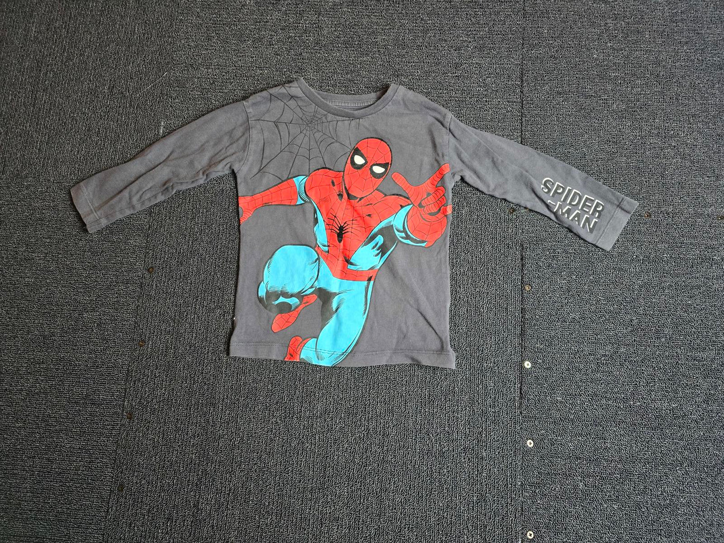 Nutmeg Spider-Man Long Sleeve Tee – 2-3 Years Boys