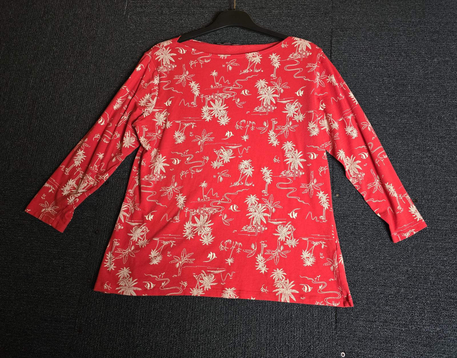 Marks & Spencer Red Tropical Print T-Shirt Size 16 3/4 Sleeve Cotton