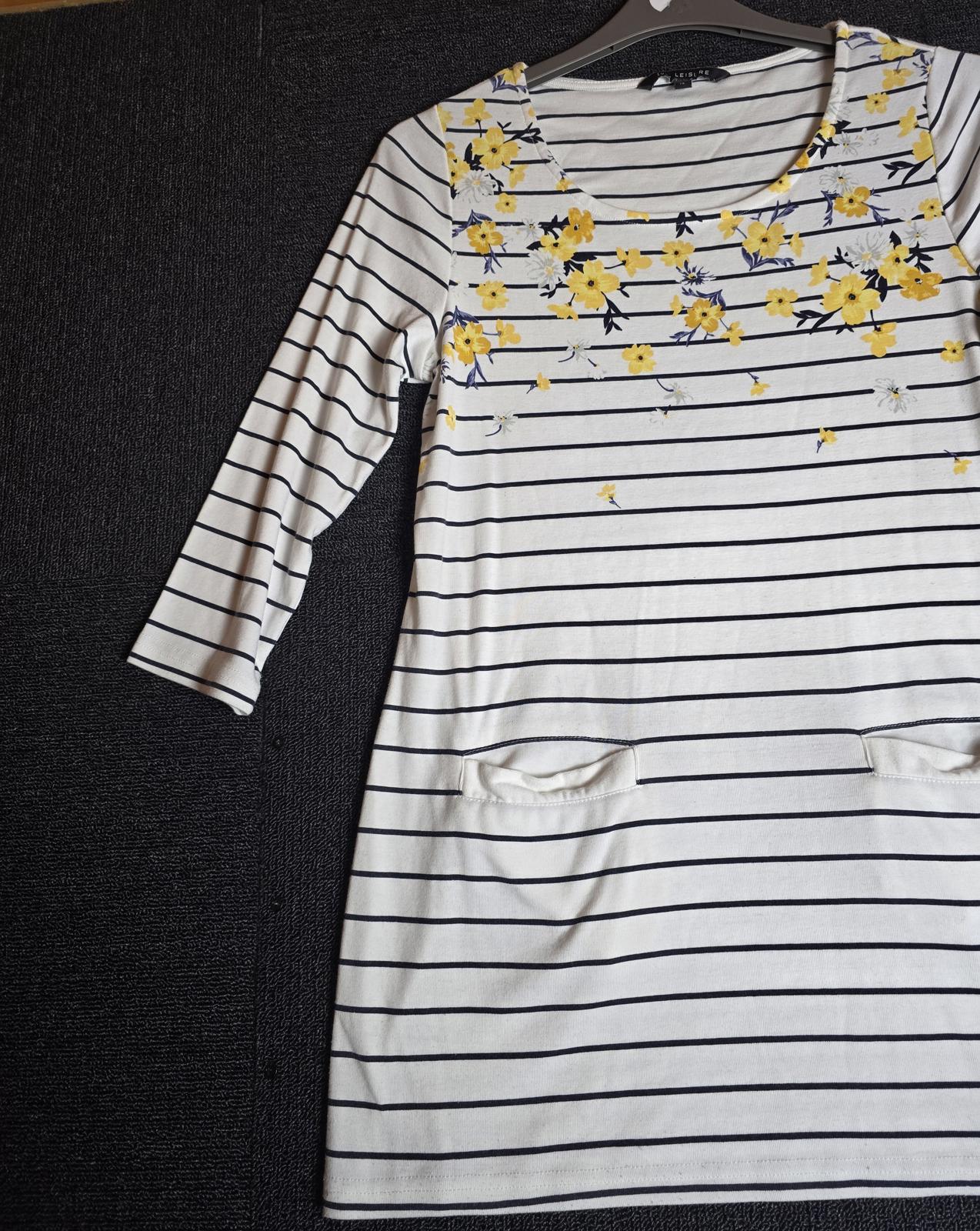 Love Leisure Navy White Striped Yellow Floral Top Size 14 3/4 Sleeve