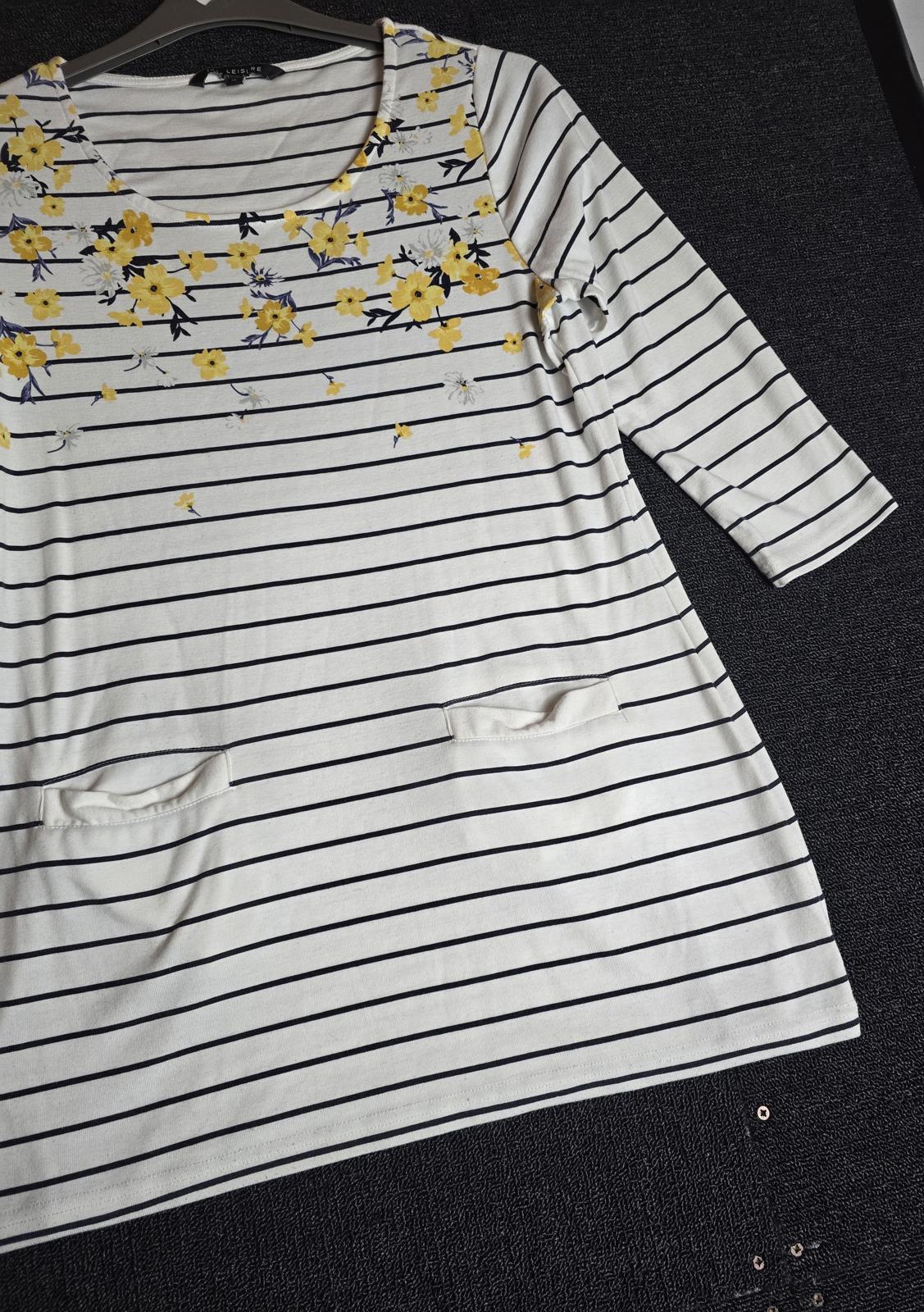 Love Leisure Navy White Striped Yellow Floral Top Size 14 3/4 Sleeve