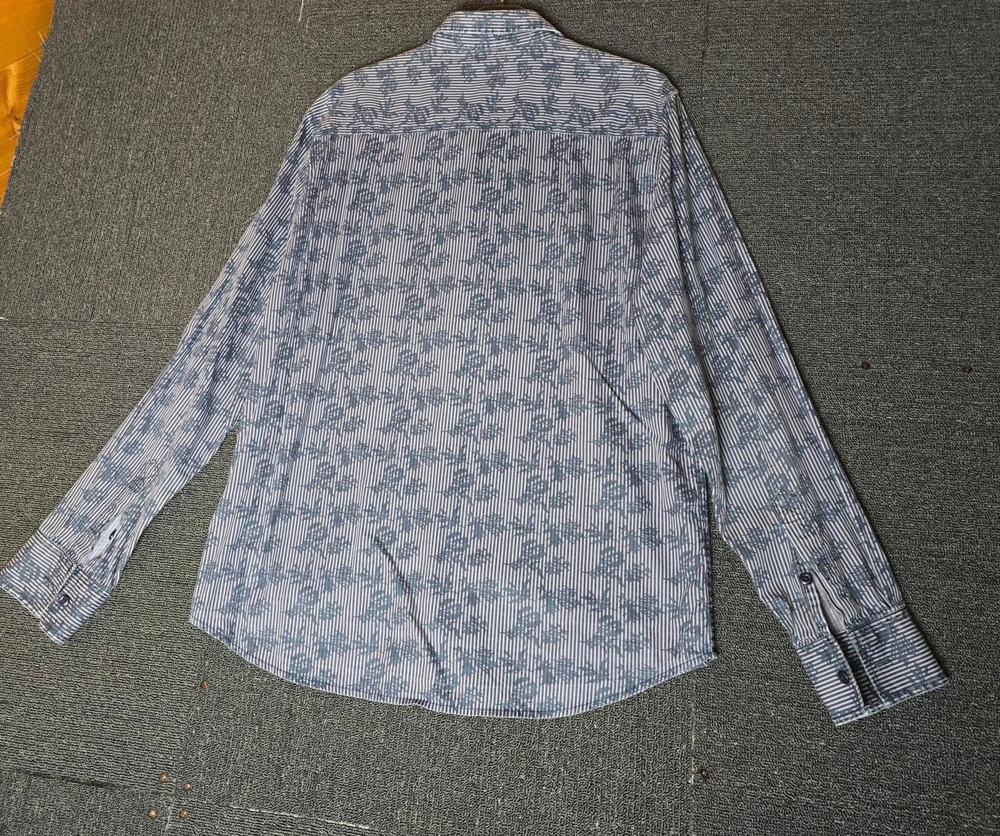 Easy Men's Blue Floral & Striped Shirt Size Large 100% Cotton Long Sleeve