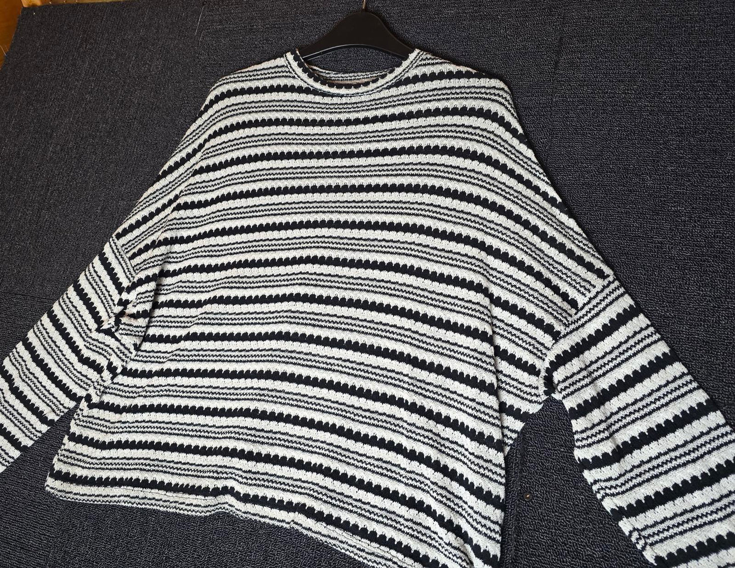 George Black & White Striped Relaxed Jumper Size 16 Lightweight Knit
