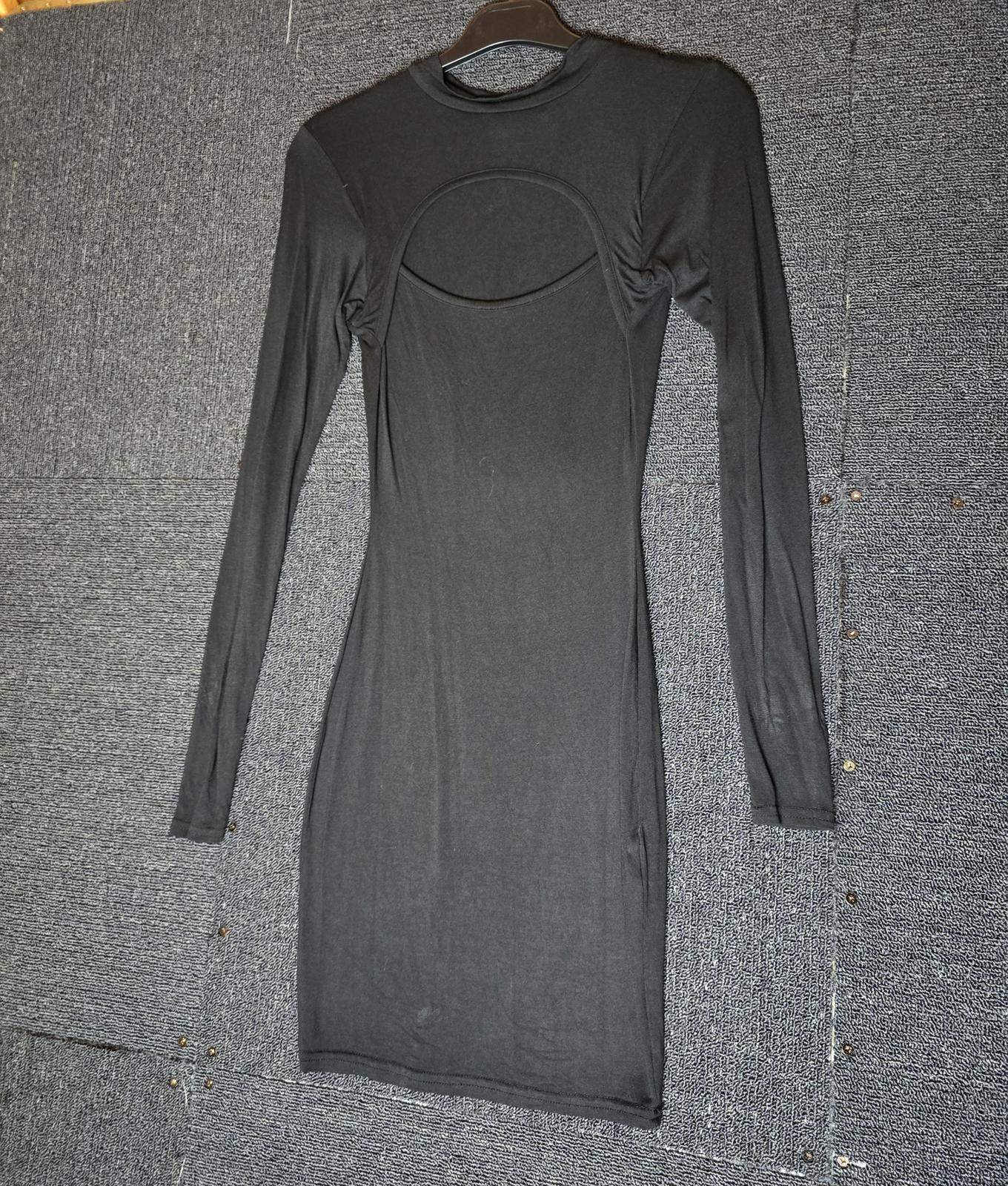 Black long sleeved bodycon dress open front prettylittlething size 8