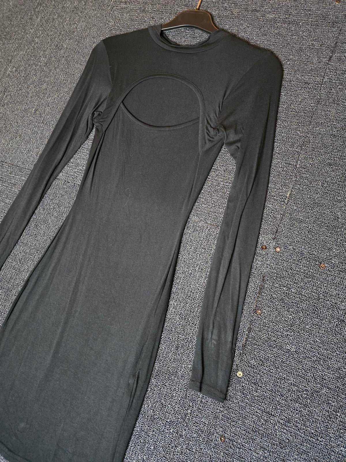 Black long sleeved bodycon dress open front prettylittlething size 8