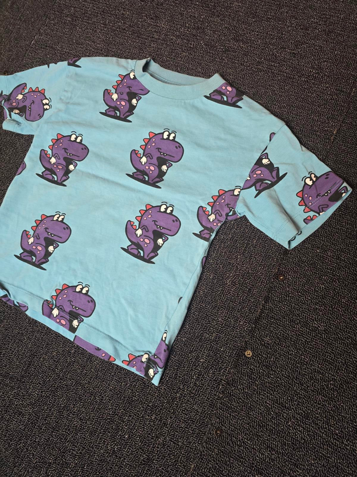Next boys blue & purple dinosaur short sleeved t-shirt 2-3years
