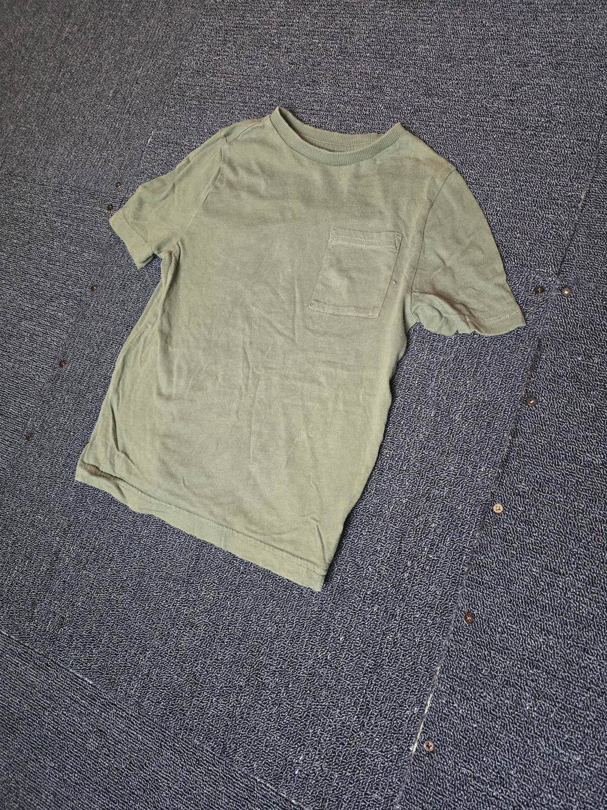 F&F green short sleeved t-shirt boys 5-6years