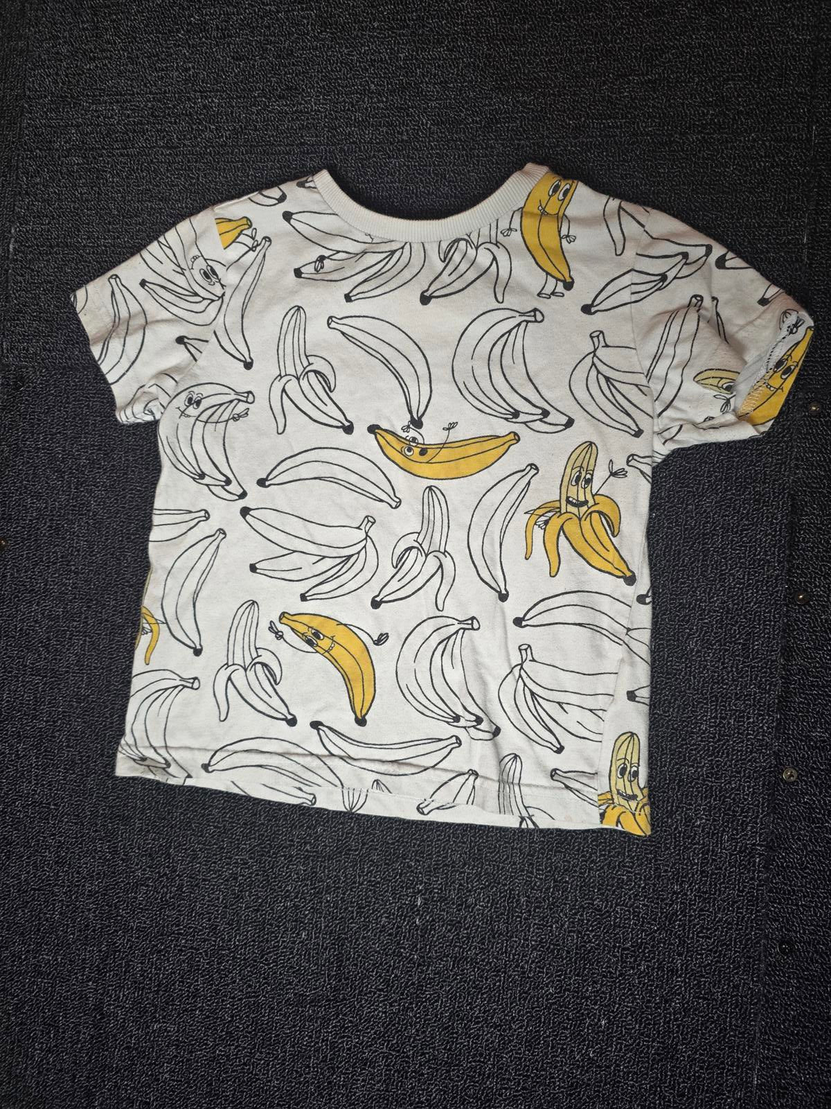 F&F white & yellow banana short sleeved t-shirt age 3-4years boys