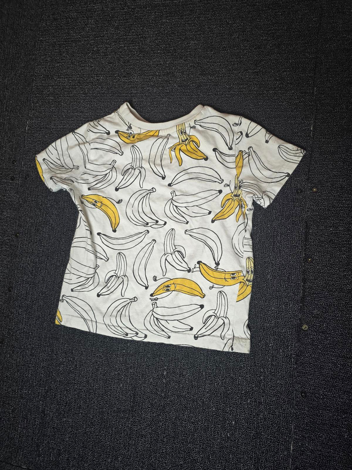F&F white & yellow banana short sleeved t-shirt age 3-4years boys