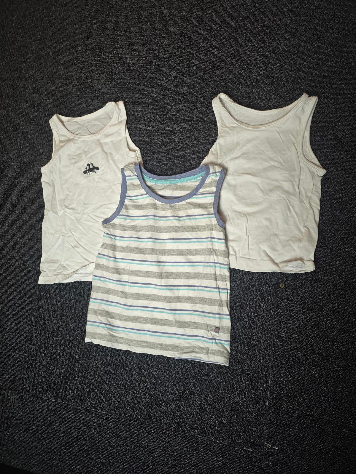 Set of 3x boys vests white & grey 3-4years