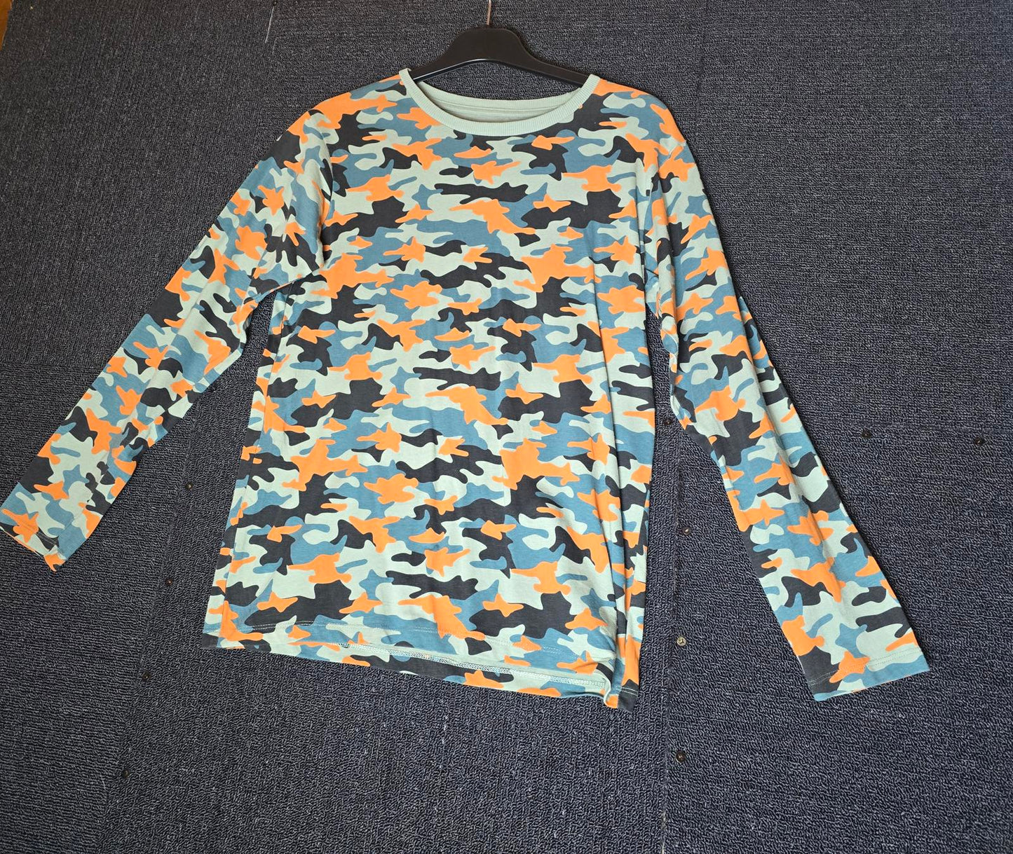 Matalan Boys Camo Long Sleeve T-Shirt – Green/Orange – Age 13 – 100% Cotton