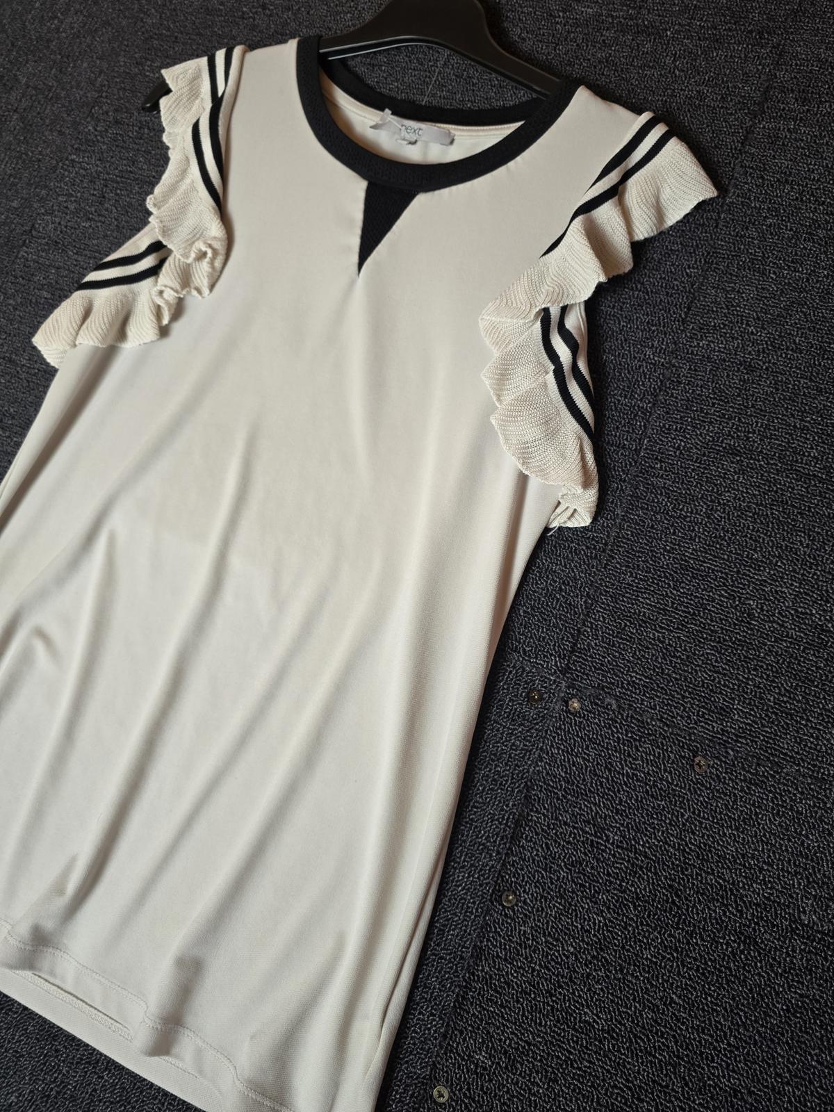 Next cream & black short sleeves t-shirt size 10