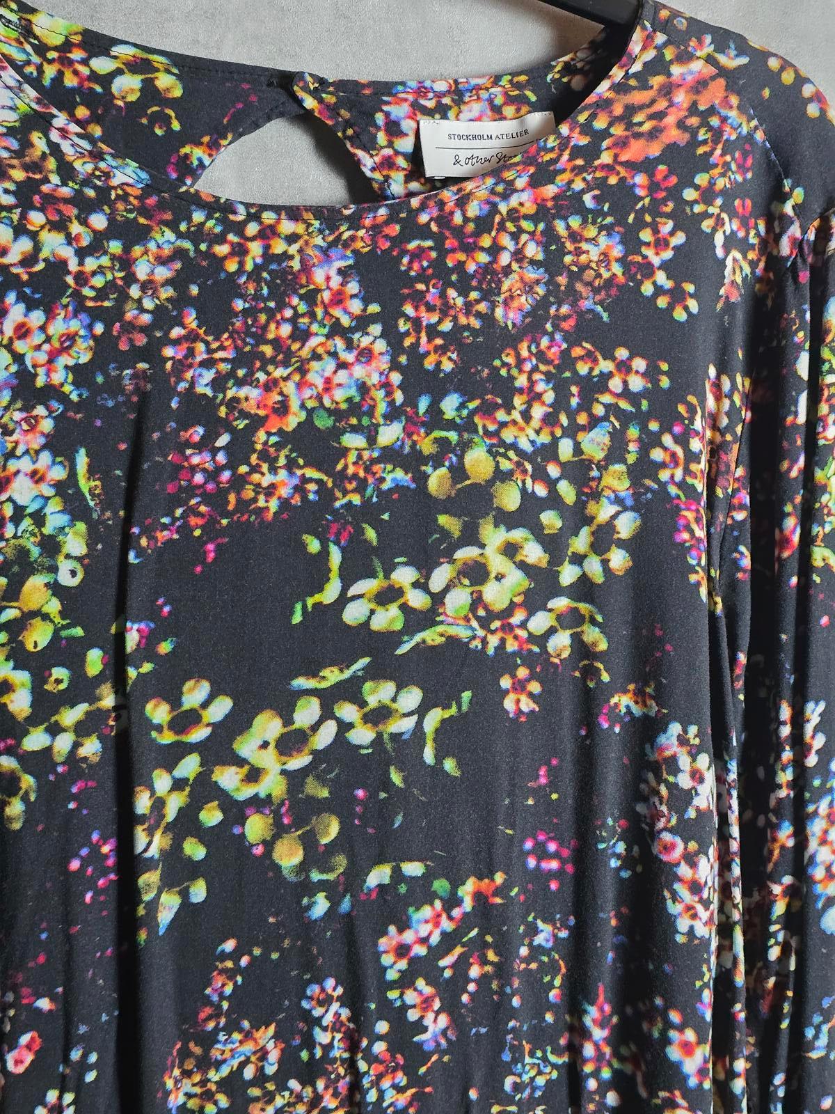 & other stories black floral mini dress size 10 3/4 length sleeves