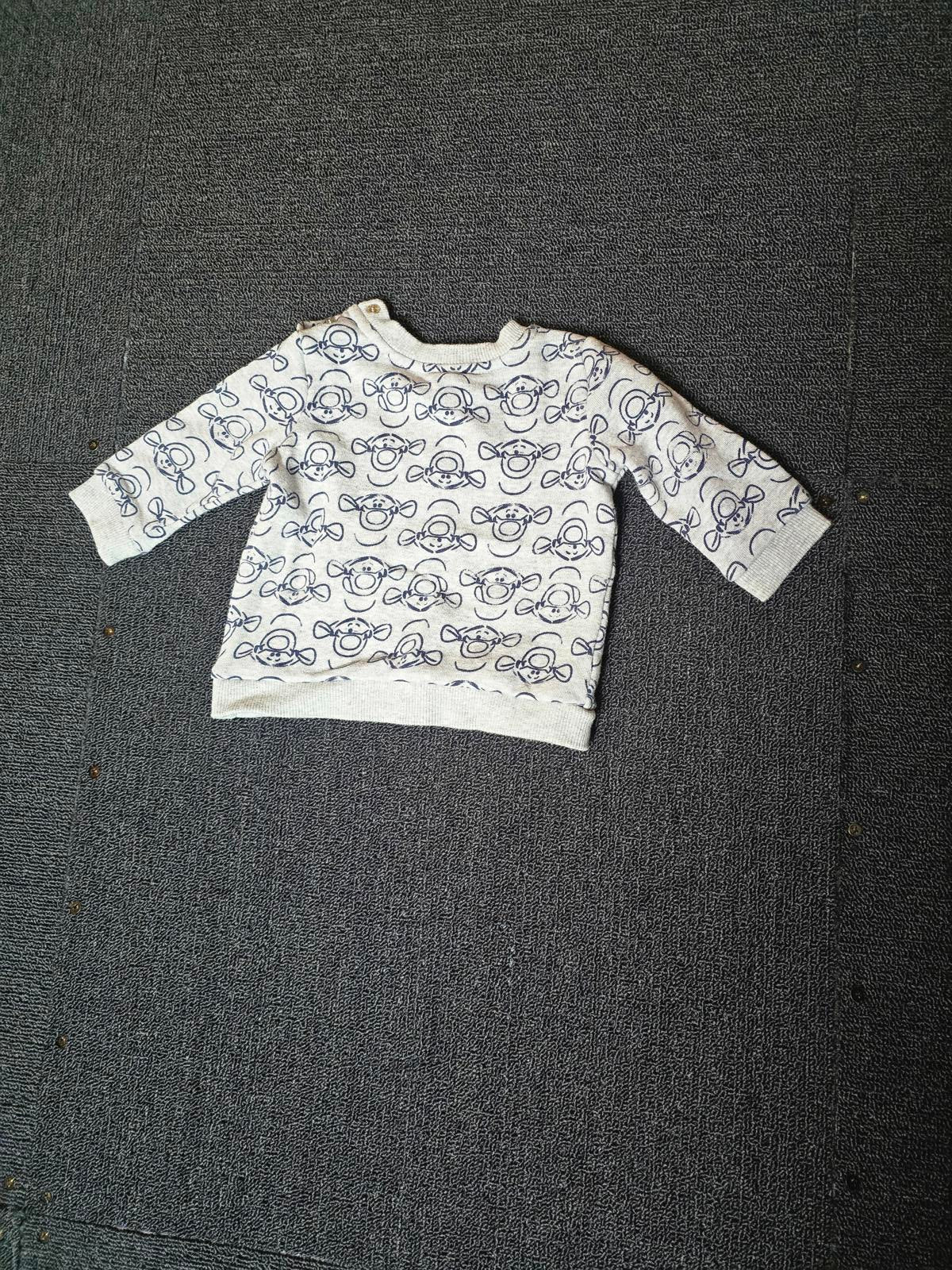 George boys grey tigger jumper 3-6months