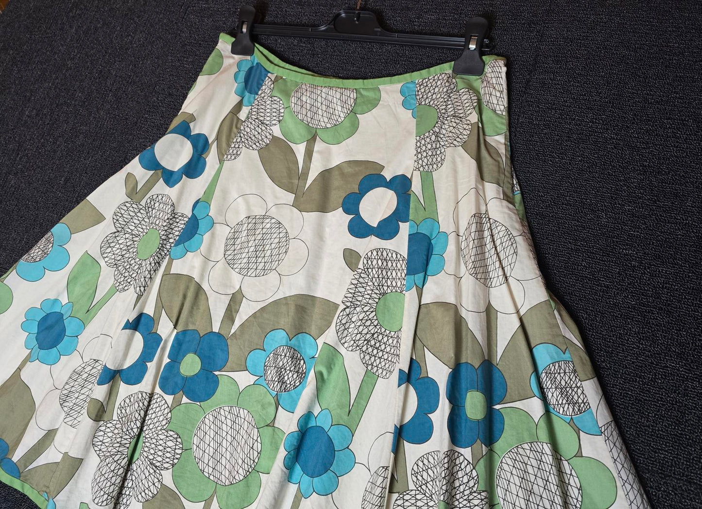 Boden green & multicoloured floral flared skirt size 12