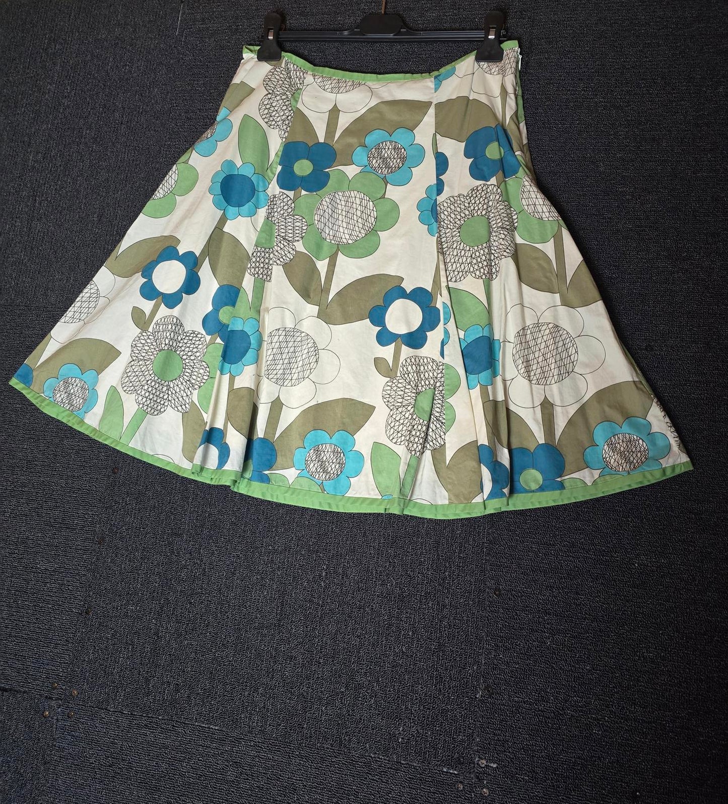 Boden green & multicoloured floral flared skirt size 12