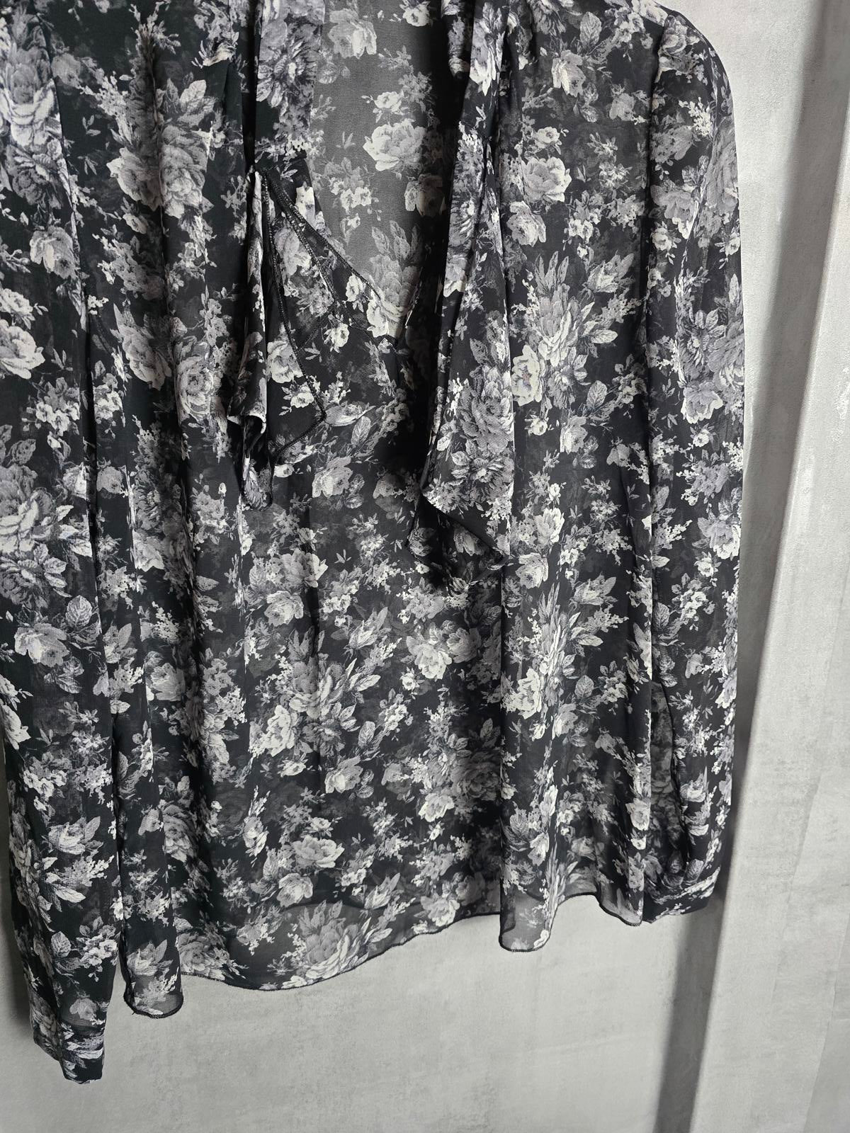 Mango black & white floral sheer blouse size 10/12