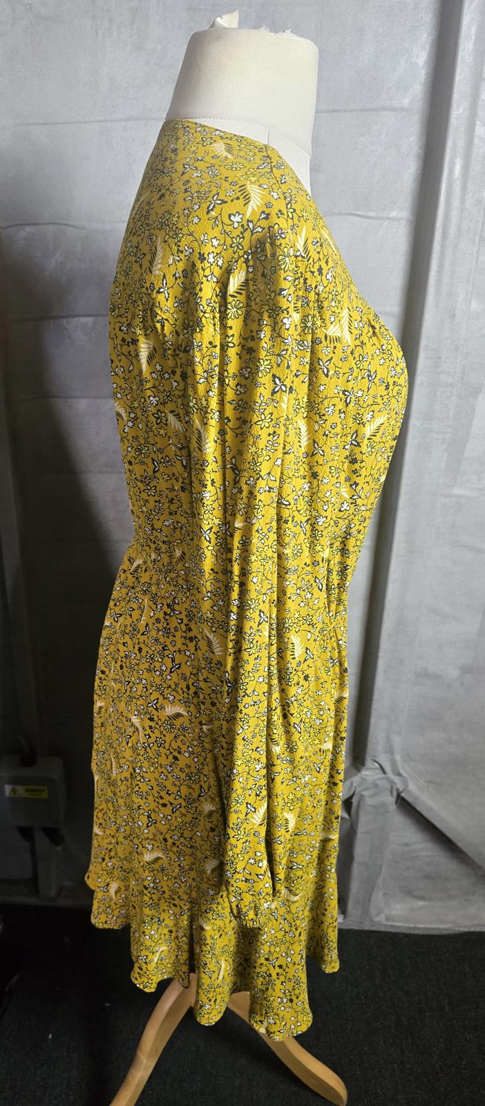 Marks & Spencer yellow & black floral long sleeved dress size 18